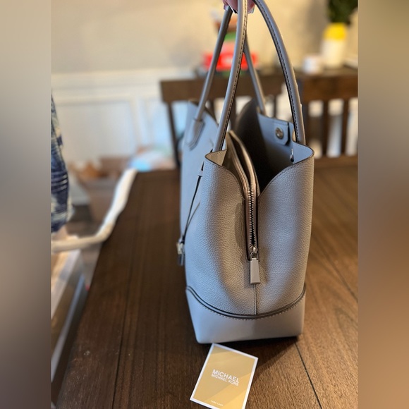 Michael Kors Grey tote bag - Picture 4 of 7